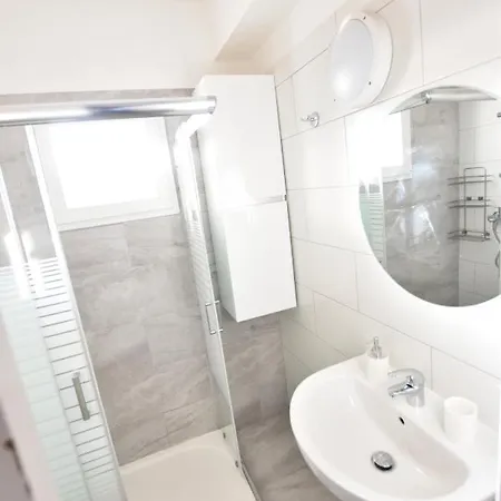Glabur - The Cozy 2 Bdr - City, Free Parking & Wifi, Welcomes You!!! Apartmán Nikósie